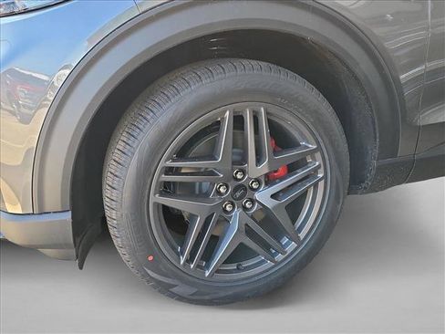 New 2026 Ford Explorer ST w/ Sun And Sound Package AWD/4WD image 9