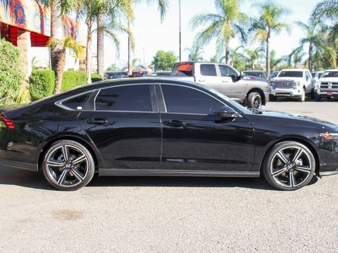 Used 2023 Honda Accord Sport image 11