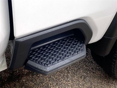 Used 2021 GMC Sierra 2500 Denali w/ Denali Ultimate Package image 13