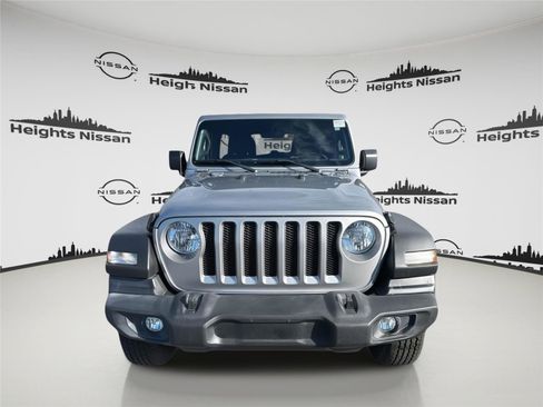 Used 2021 Jeep Wrangler Unlimited Islander image 9