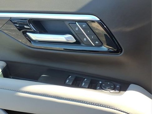 New 2026 Chevrolet Tahoe LT w/ Comfort Package AWD/4WD image 14