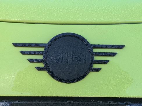 Certified 2023 MINI Cooper S w/ Signature Upholstery Package image 10