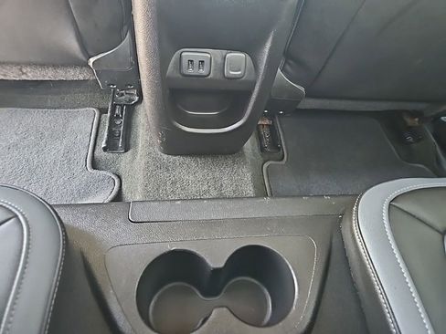 Used 2017 Chevrolet Colorado Z71 image 28