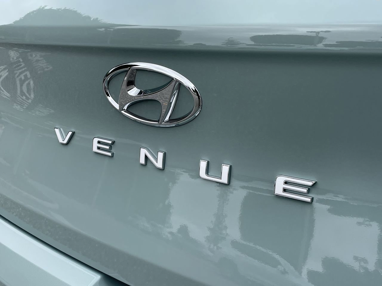 New 2026 Hyundai Venue SEL FWD image 42