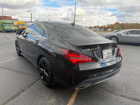 Used 2019 Mercedes-Benz CLA 250 4MATIC w/ Premium Package image 5