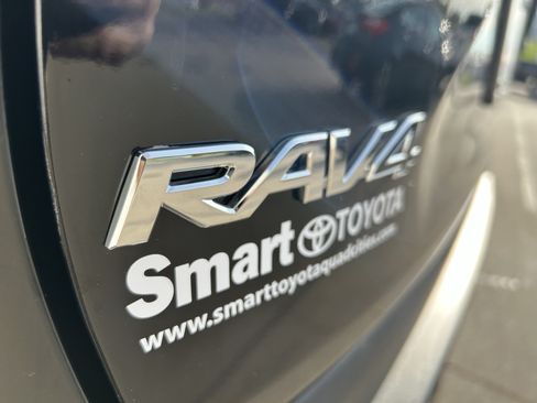 Certified 2024 Toyota RAV4 XLE AWD/4WD image 8