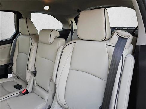 New 2026 Honda Odyssey Touring image 11
