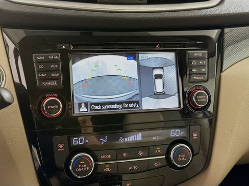 Used 2016 Nissan Rogue SL AWD/4WD image 22