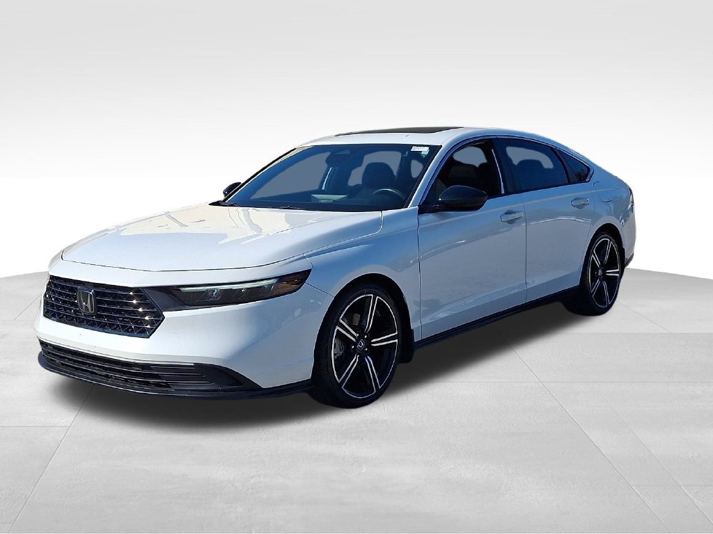 Used 2024 Honda Accord Sport image 3