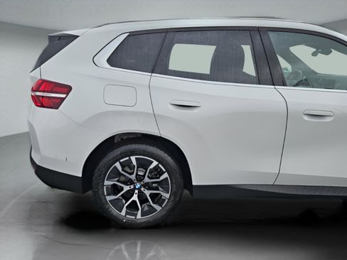 New 2026 BMW X3 xDrive30 w/ Convenience Package image 39