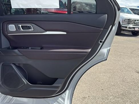New 2026 Ford Explorer Platinum RWD image 12