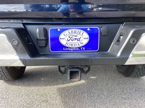 Used 2022 Ford F150 Lariat w/ Trailer Tow Package image 15