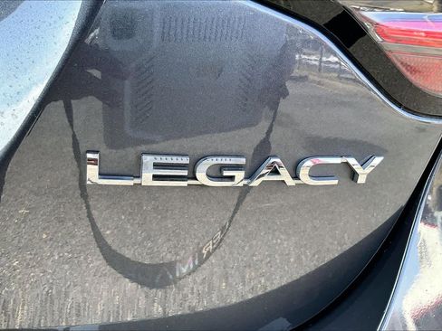 Used 2022 Subaru Legacy Premium image 9