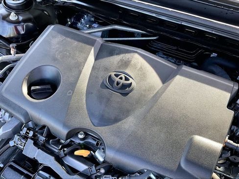 Used 2024 Toyota Camry XSE FWD image 33