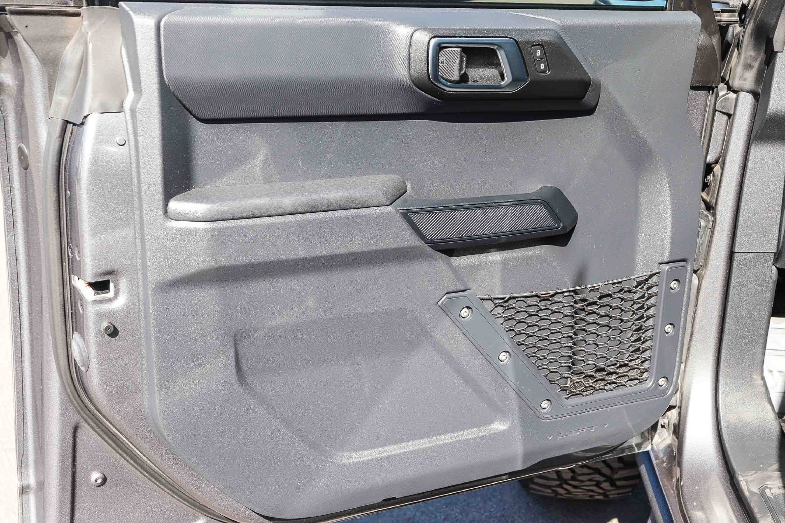 Used 2025 Ford Bronco 4-Door AWD/4WD image 25