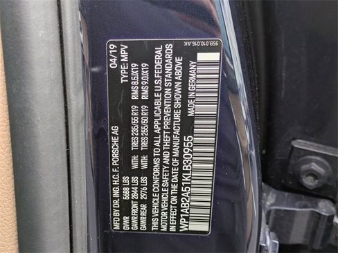 Used 2019 Porsche Macan S image 33