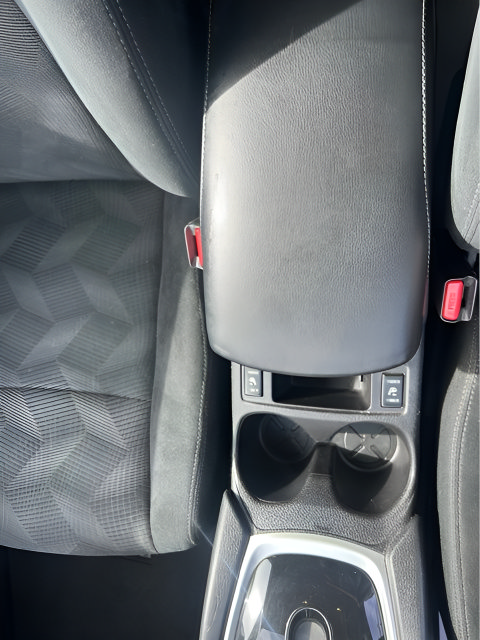 Used 2016 Nissan Rogue SV AWD/4WD image 27