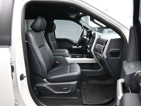 Used 2022 Ford F250 Lariat w/ Tremor Off-Road Package image 12