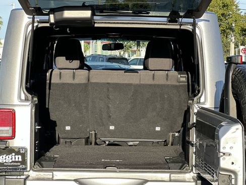 Used 2017 Jeep Wrangler Unlimited Sahara w/ Max Tow Package image 30