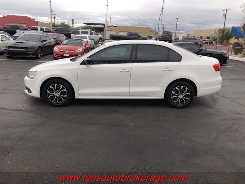 Used 2013 Volkswagen Jetta S image 5