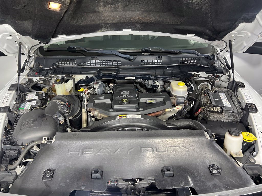 Used 2015 RAM 3500 Laramie w/ Convenience Group AWD/4WD image 30