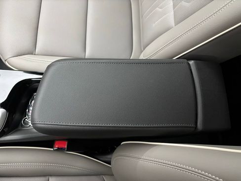 New 2026 Buick Envista Avenir image 28