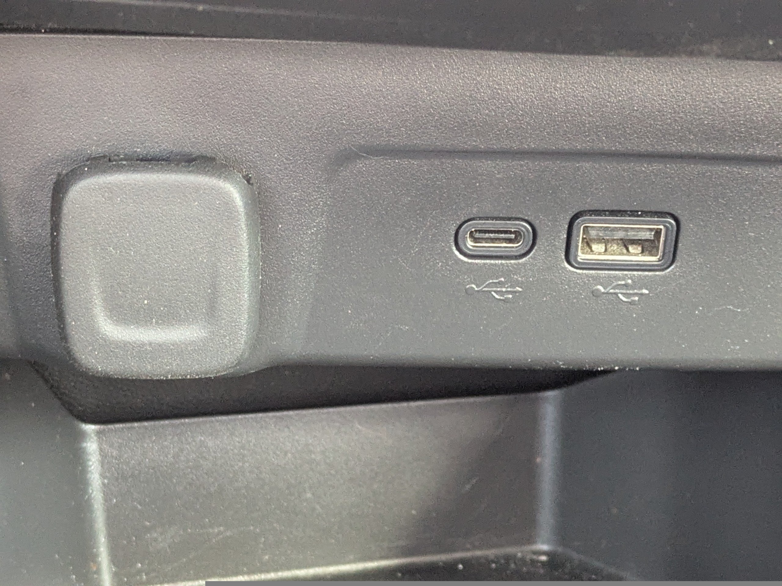 Used 2024 Chevrolet Trax LS w/ Driver Confidence Package FWD image 24