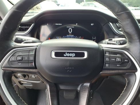 Used 2021 Jeep Grand Cherokee L Limited AWD/4WD image 5