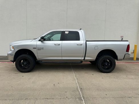Used 2019 RAM 1500 Big Horn AWD/4WD image 5