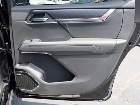 New 2025 GMC Acadia Elevation w/ Elevation Premium Package image 18