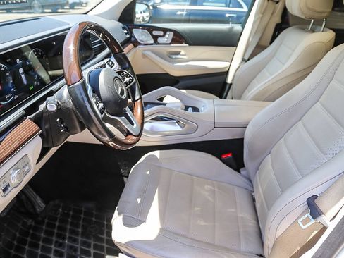 Used 2022 Mercedes-Benz GLS 450 4MATIC image 5