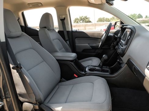 Used 2019 Chevrolet Colorado W/T w/ WT Convenience Package image 29