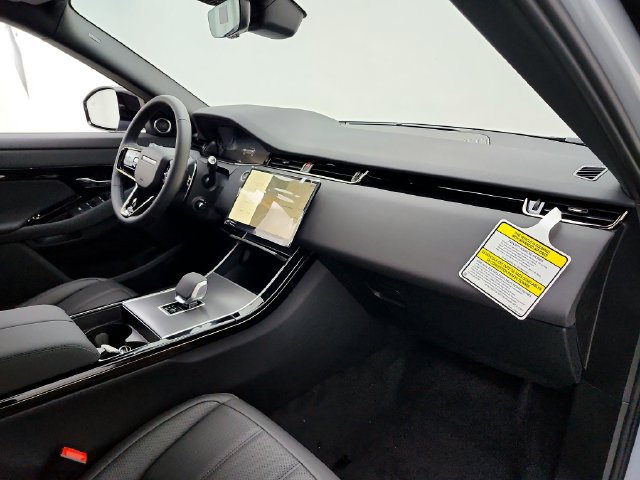 New 2026 Land Rover Range Rover Evoque S AWD/4WD image 17