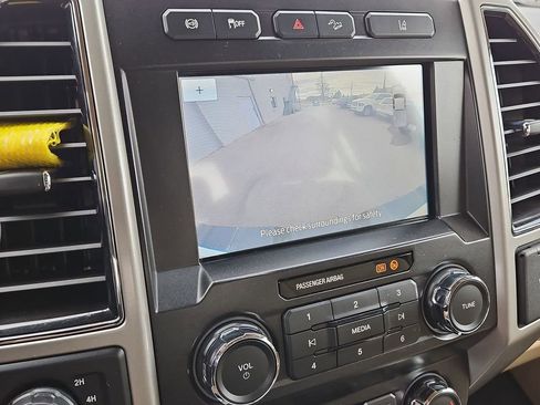 Used 2020 Ford F250 Lariat w/ Lariat Ultimate Package image 16