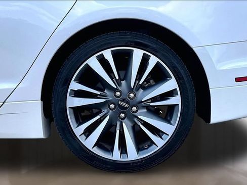 Used 2017 Lincoln MKZ Reserve w/ Luxury Package FWD image 28
