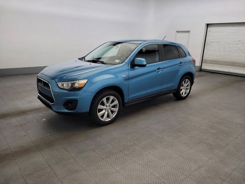 Used 2014 Mitsubishi Outlander Sport ES AWD/4WD image 2