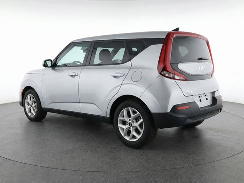 Used 2025 Kia Soul LX w/ LX Technology Package image 6
