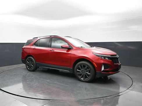 Used 2024 Chevrolet Equinox RS AWD/4WD image 1
