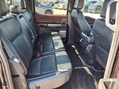 Used 2021 Ford F150 Lariat w/ Equipment Group 502A High image 17