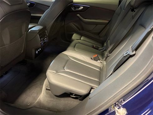 Used 2019 Audi Q8 Premium Plus image 17