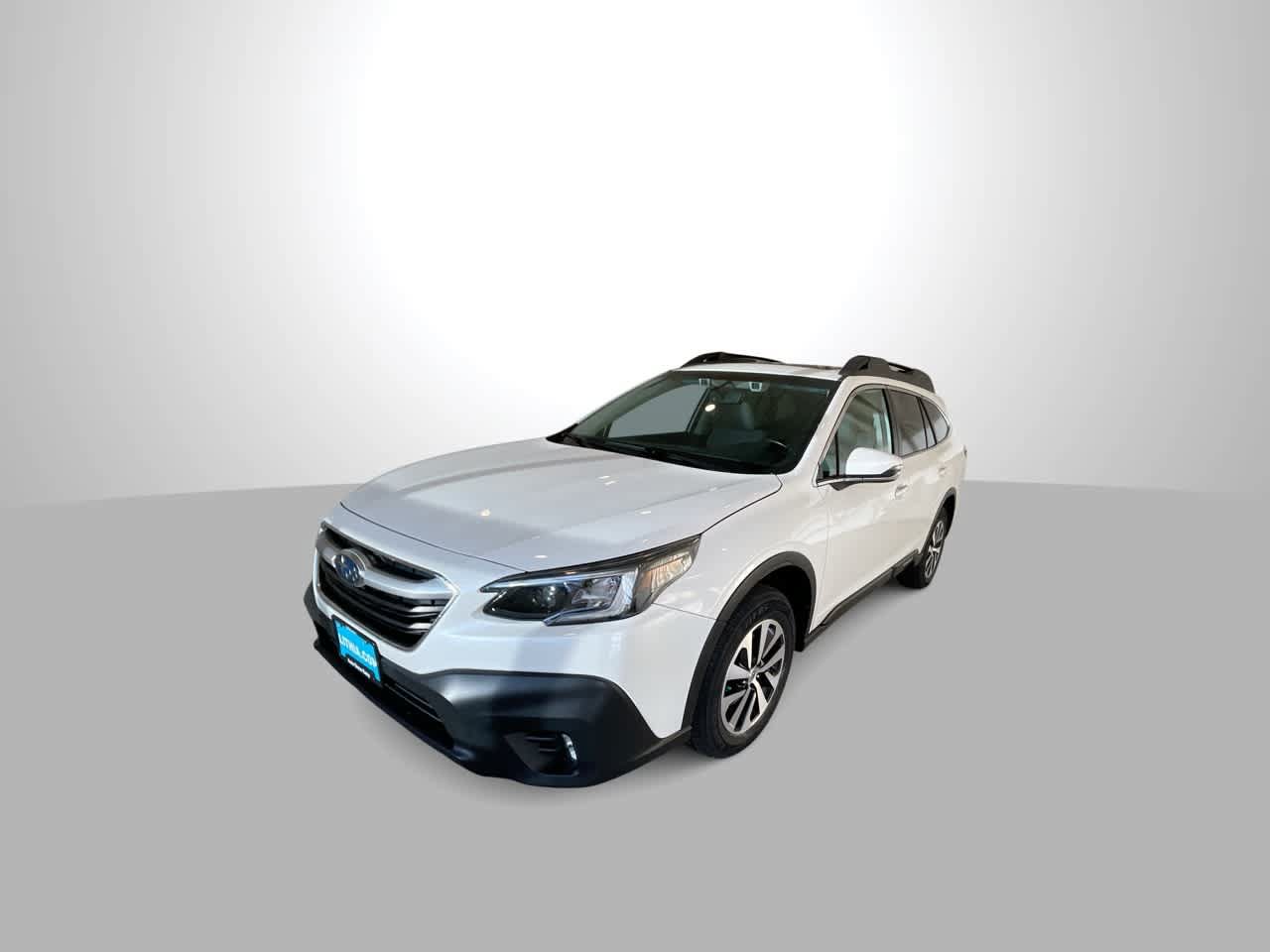 Used 2020 Subaru Outback Premium w/ Tech Package 1 AWD/4WD image 4