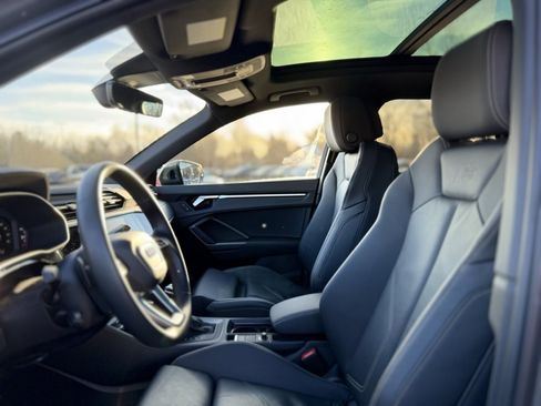 Certified 2025 Audi Q3 2.0T Premium w/ Convenience Package image 15