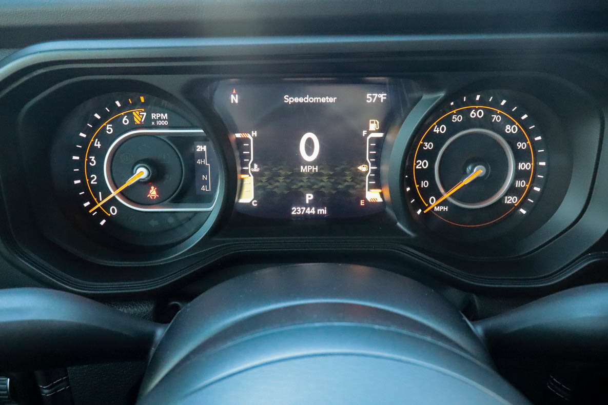 Used 2025 Jeep Gladiator Mojave AWD/4WD image 32