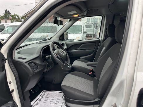 Used 2021 RAM ProMaster City Tradesman image 9