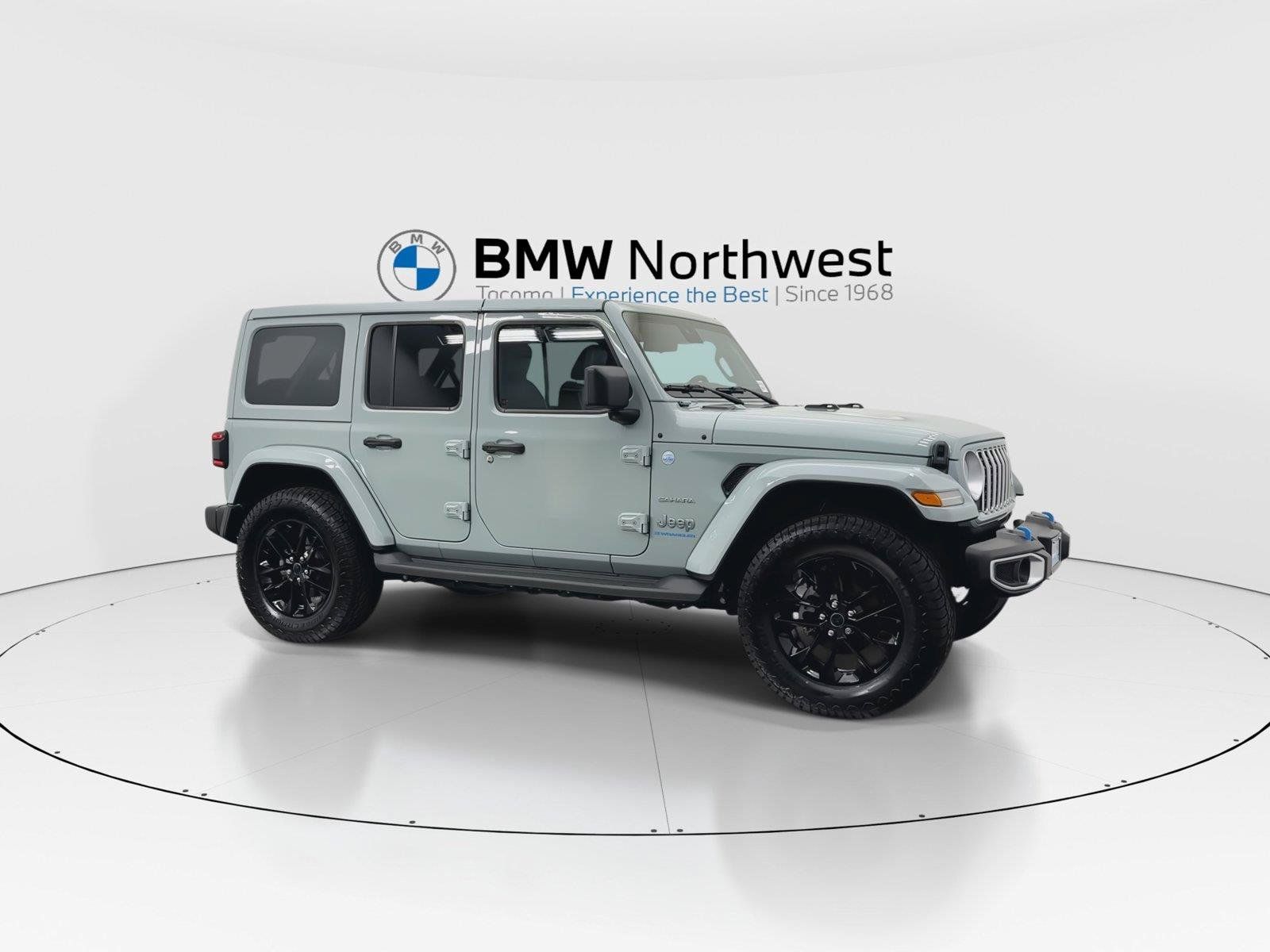 Used 2024 Jeep Wrangler Unlimited Sahara AWD/4WD image 6