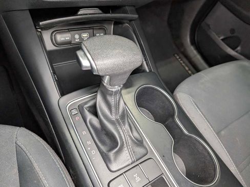 Used 2019 Kia Sorento LX image 28