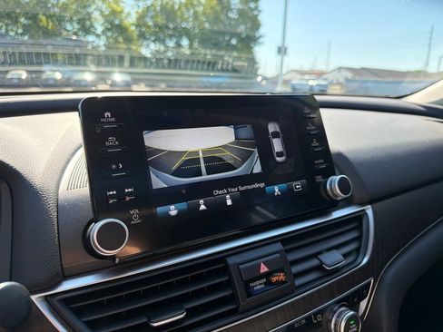 Certified 2022 Honda Accord Touring image 29
