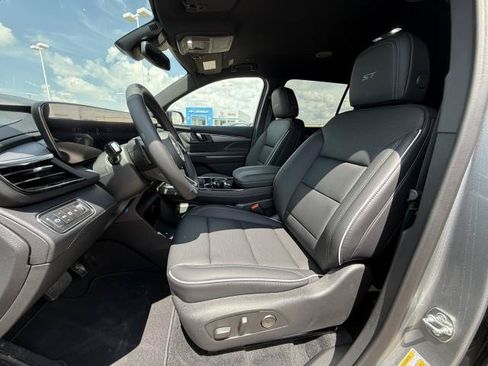 New 2026 Buick Enclave Sport Touring FWD image 17