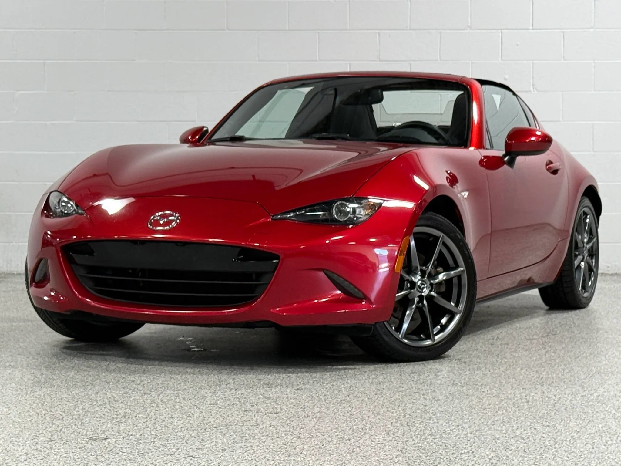 Used 2017 MAZDA MX-5 Miata RF Grand Touring RWD image 2