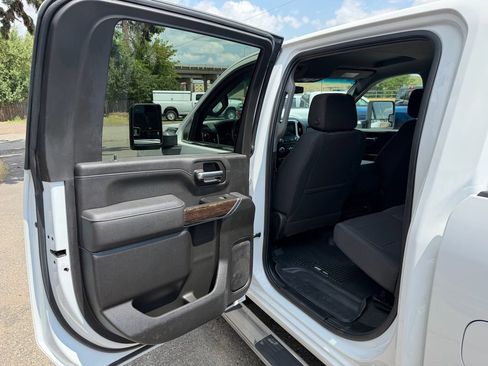 Used 2022 GMC Sierra 2500 SLE w/ Fleet Comfort Package AWD/4WD image 8